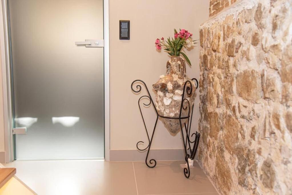 Apartment Lola's Sweet - Corfu Town