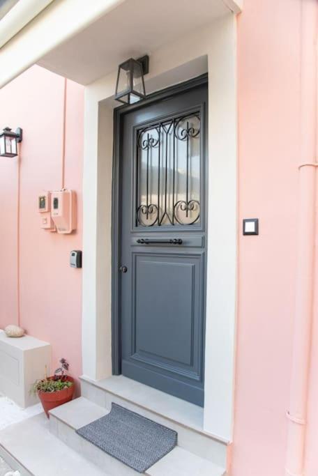 Lola's Sweet - Corfu Town